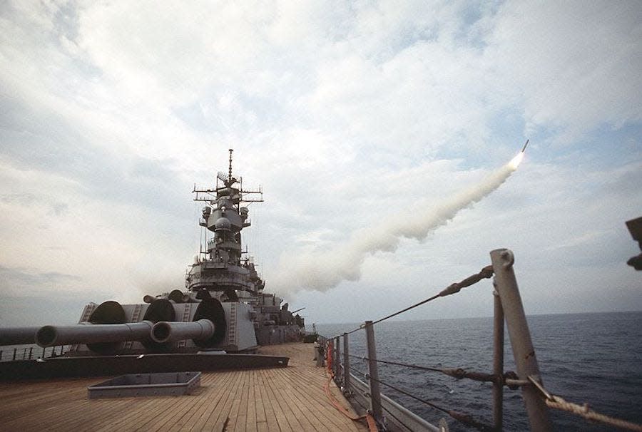 USS Missouri Tomahawk 1991