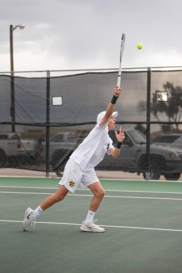 Yahoo Sports AM: Taylor Fritz interview, college football is back this  weekend