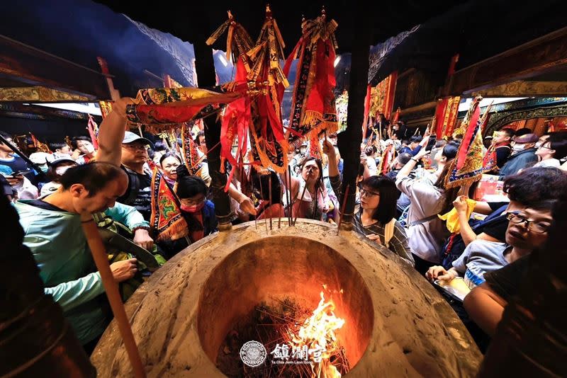 大甲鎮瀾宮媽祖開啟9天8夜的遶境行程。（圖／翻攝自大甲鎮瀾宮臉書）