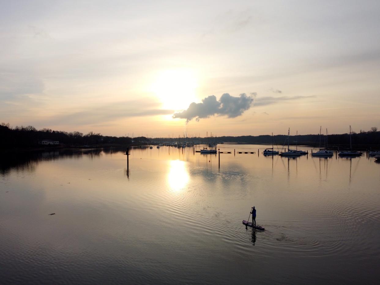 <p> Paddleboarding into the sunset</p> (Vicky Philpott)
