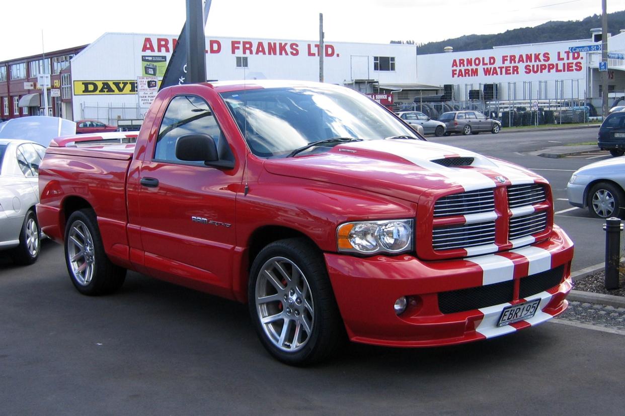 Dodge Ram SR10