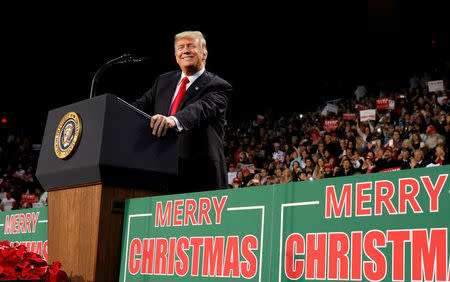 U.S. President Donald Trump holds a campaign rally in Pensacola, Florida, U.S. December 8, 2017. REUTERS/Kevin Lamarque TPX IMAGES OF THE DAY