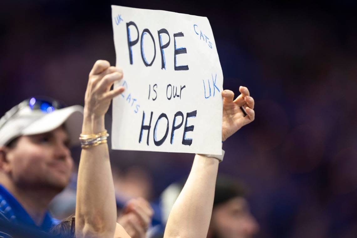 A celebratory capacity crowd in Rupp Arena on Sunday afternoon welcomed the arrival of Mark Pope as Kentucky’s new men’s basketball coach.