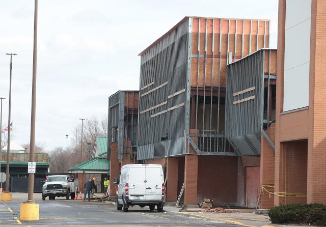 Here's what's coming to the former Stein Mart store on the Carlisle Pike 