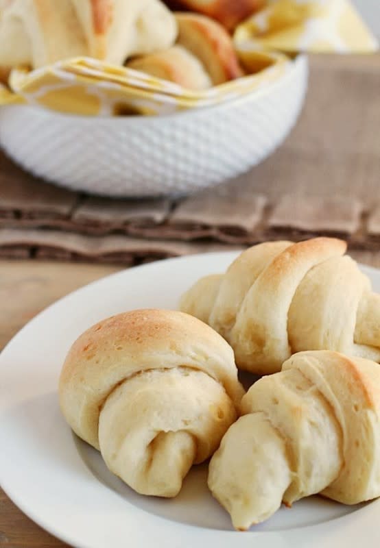 <p>Yummy Healthy Easy</p><p>Extra light and fluffy Make-Ahead Potato Crescent Rolls can be refrigerated for up to two days before rolling out and baking. If you’re looking for a new roll recipe to try this Thanksgiving, try this one! <a href="http://www.yummyhealthyeasy.com/2013/11/make-ahead-potato-crescent-rolls.html" rel="nofollow noopener" target="_blank" data-ylk="slk:Get the recipe here.;elm:context_link;itc:0;sec:content-canvas" class="link rapid-noclick-resp">Get the recipe here.</a></p>