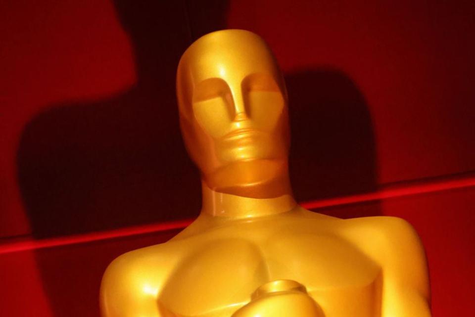 Who will present this year's Oscars?