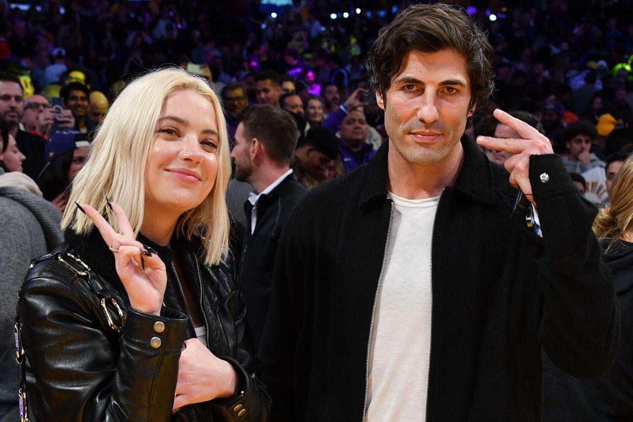 LOS ANGELES, CALIFORNIA - JANUARY 04: Ashley Benson (L) attends a basketball game between the Los Angeles Lakers and the Miami Heat at Crypto.com Arena on January 04, 2023 in Los Angeles, California. (Photo by Allen Berezovsky/Getty Images)