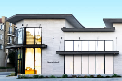 The exterior of Modern Animal's newest Los Angeles clinic located at 359 S. La Brea Avenue