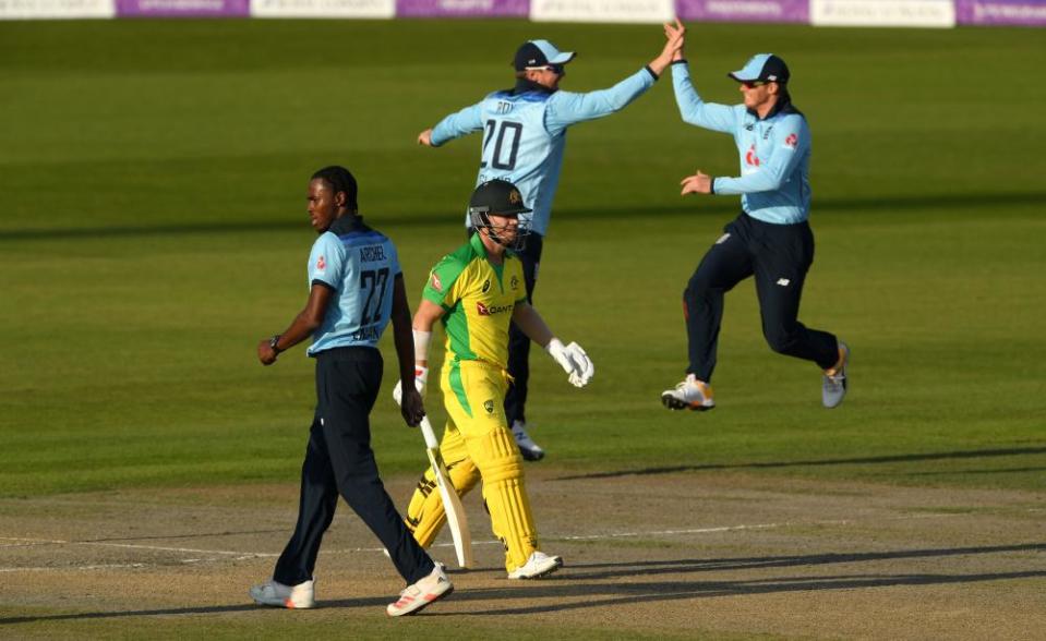 David Warner walks off after being dismissed by Jofra Archer in the second ODI.