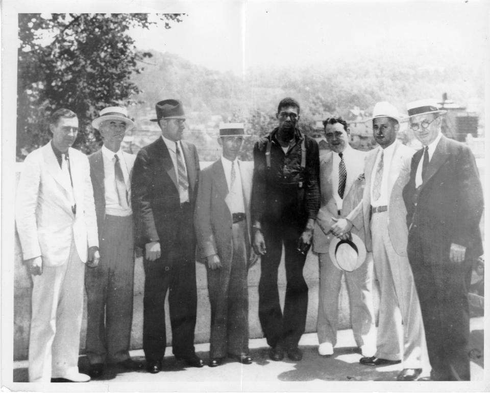 Martin Moore with arresting officers August 1936.