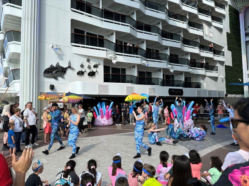 Fiesta Sailaway para niños en el crucero MSC World Europa.