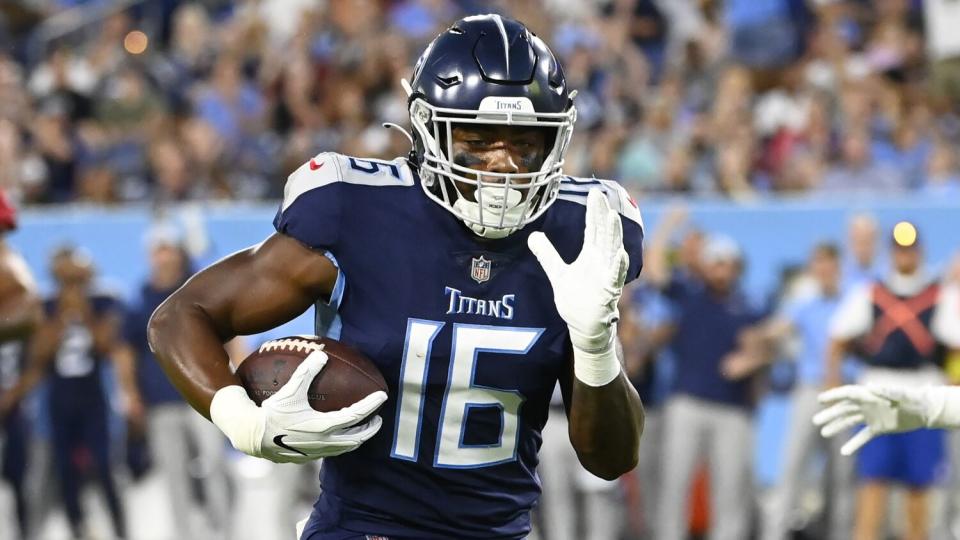 Tennessee Titans wide receiver Treylon Burks plays against the Arizona Cardinals.