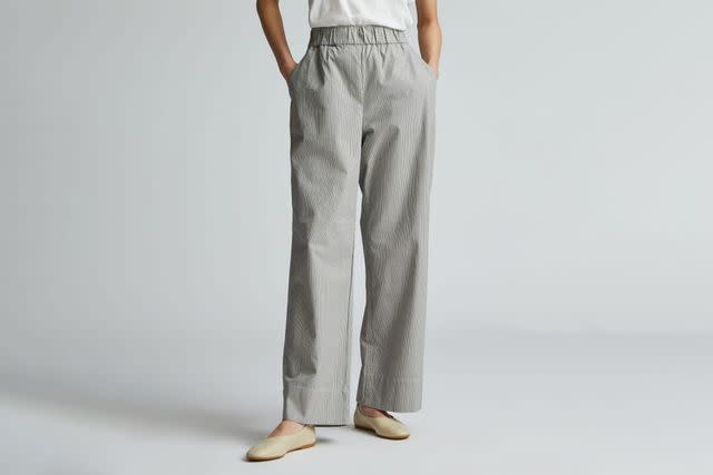 <p>Everlane</p>