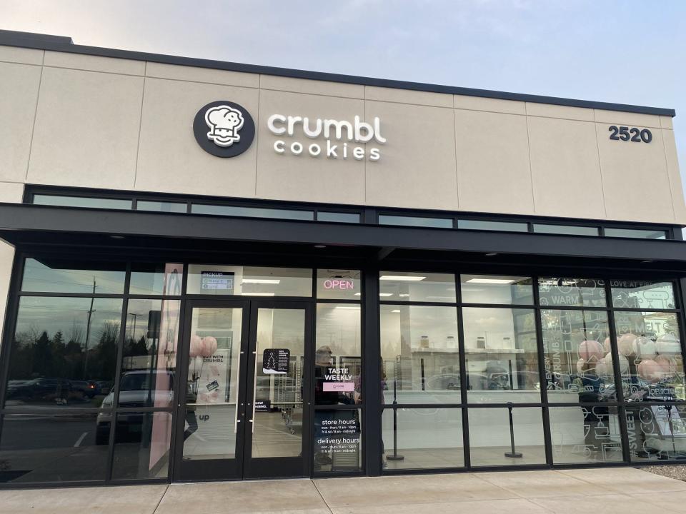 Crumbl Cookies' south Salem location is officially open.