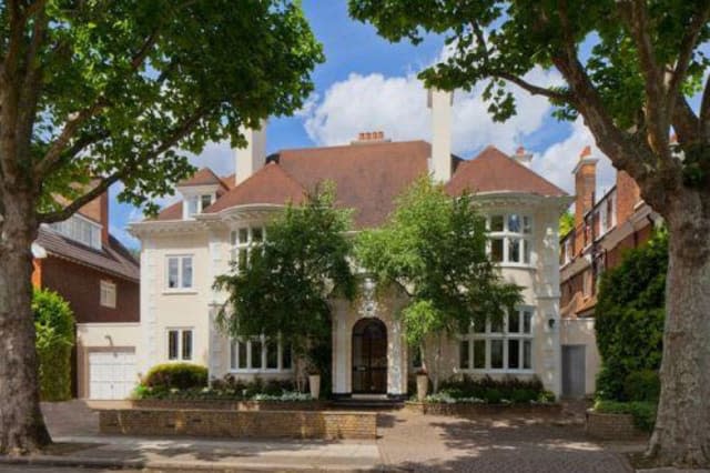 Buy Prince Edward VIII's 'secret love nest' for £15 million