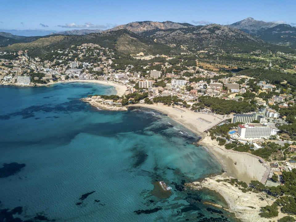 <p>La localidad más cara para alquilar en Baleares es Calviá, donde el precio medio se dispara hasta los 1.928 euros al mes. (Foto: Getty Images).</p> 