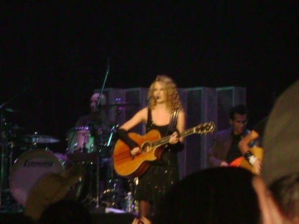Taylor Swift plays Miller Auditorium on Feb. 2, 2008. (Courtesy Western Michigan University)