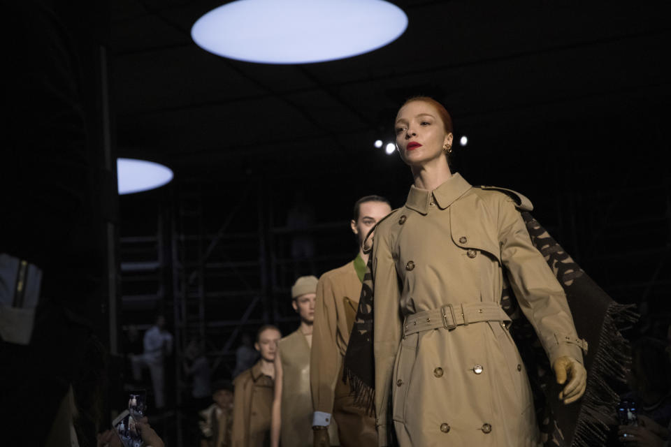 A model wears a creation by Burberry at the Autumn/Winter 2019 fashion week runway show in London, Sunday, Feb. 17, 2019. (Photo by Vianney Le Caer/Invision/AP)