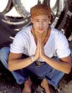 <p>Zen, en 1989. </p><br><br><a href="https://www.elle.fr/People/La-vie-des-people/News/50-photos-pour-les-50-ans-de-Brad-Pitt#xtor=AL-541" rel="nofollow noopener" target="_blank" data-ylk="slk:Voir la suite des photos sur ELLE.fr;elm:context_link;itc:0;sec:content-canvas" class="link ">Voir la suite des photos sur ELLE.fr</a><br><h3> A lire aussi </h3><ul><li><a href="https://www.elle.fr/People/La-vie-des-people/News/Brad-Pitt-offre-1-2-million-d-euros-a-un-village-anglais-2635796#xtor=AL-541" rel="nofollow noopener" target="_blank" data-ylk="slk:Brad Pitt offre 1,2 million d’euros à un village anglais;elm:context_link;itc:0;sec:content-canvas" class="link ">Brad Pitt offre 1,2 million d’euros à un village anglais</a></li><li><a href="https://www.elle.fr/People/La-vie-des-people/News/David-Beckham-veut-que-Brad-Pitt-joue-son-role-au-cinema-2635191#xtor=AL-541" rel="nofollow noopener" target="_blank" data-ylk="slk:David Beckham veut que Brad Pitt joue son rôle au cinéma;elm:context_link;itc:0;sec:content-canvas" class="link ">David Beckham veut que Brad Pitt joue son rôle au cinéma</a></li><li><a href="https://www.elle.fr/People/La-vie-des-people/News/Angelina-Jolie-offre-une-ile-a-Brad-Pitt-2624288#xtor=AL-541" rel="nofollow noopener" target="_blank" data-ylk="slk:Angelina Jolie offre une île à Brad Pitt;elm:context_link;itc:0;sec:content-canvas" class="link ">Angelina Jolie offre une île à Brad Pitt</a></li><li><a href="https://www.elle.fr/Astro/Horoscope/Quotidien#xtor=AL-541" rel="nofollow noopener" target="_blank" data-ylk="slk:Consultez votre horoscope sur ELLE;elm:context_link;itc:0;sec:content-canvas" class="link ">Consultez votre horoscope sur ELLE</a></li></ul>