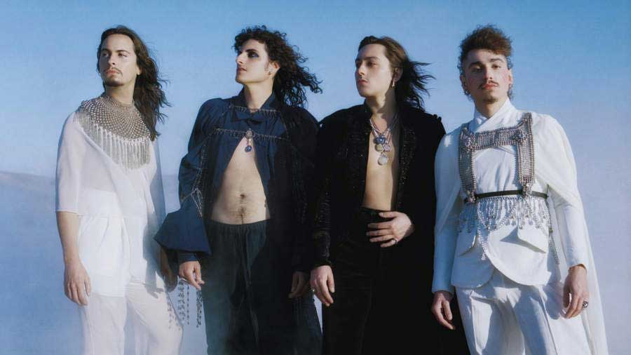  Greta Van Fleet in the desert 