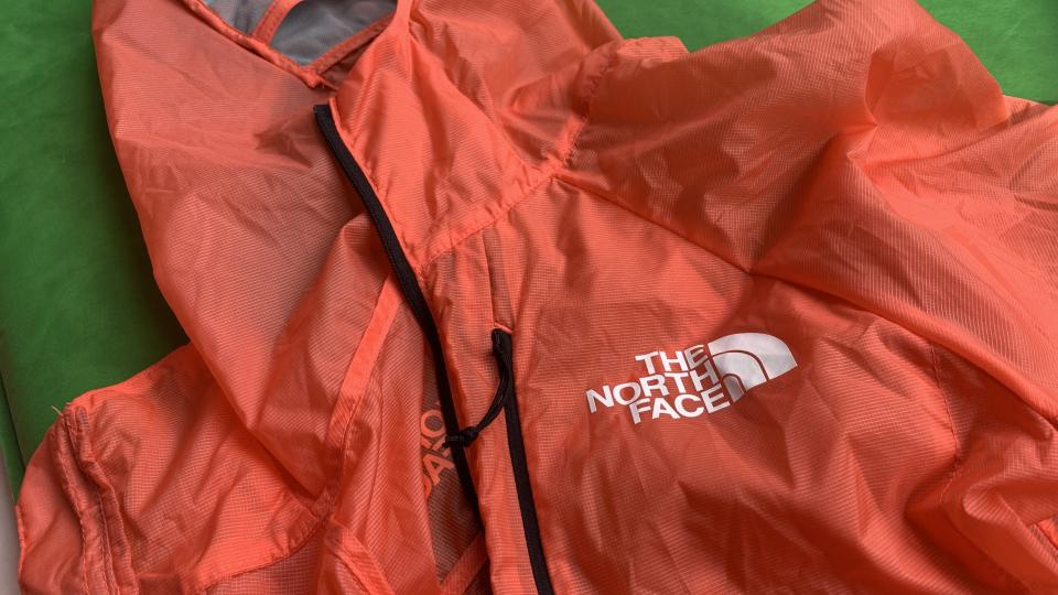 Logo on   The North Face Women's Windstream Shell Jacket