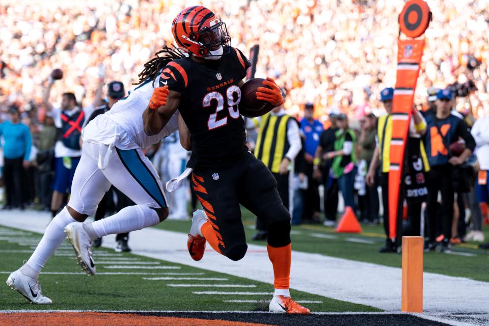 Cincinnati Bengals running back Joe Mixon had a franchise-record five touchdowns in his last full game.