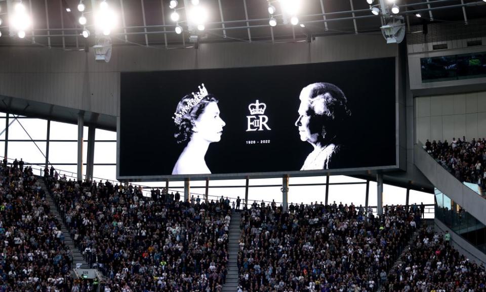 Tottenham hold a tribute to Queen Elizabeth II before their game against Leicester in September