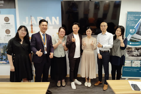 Local staff from a Japanese intermediary and employees of Meiho Enterprises (Photo: Business Wire)