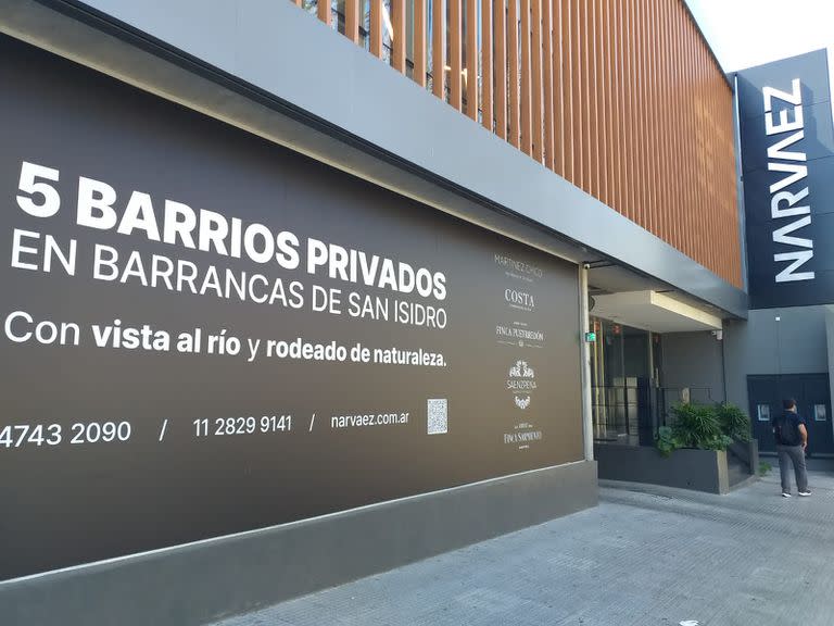 Comercialización del proyecto Costa Townhouses al Río