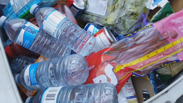 Here's how much food Walmart throws away over 12 days