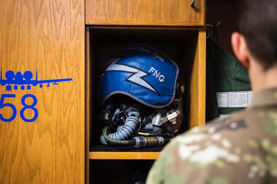 Air Force A-10 Warthog Thunderbolt helmet