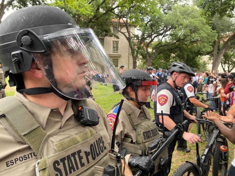 People gather on the University of Texas at Austin’s campus to protest in support of Gaza. April 24, 2024 | Jordan Belt/KXAN News