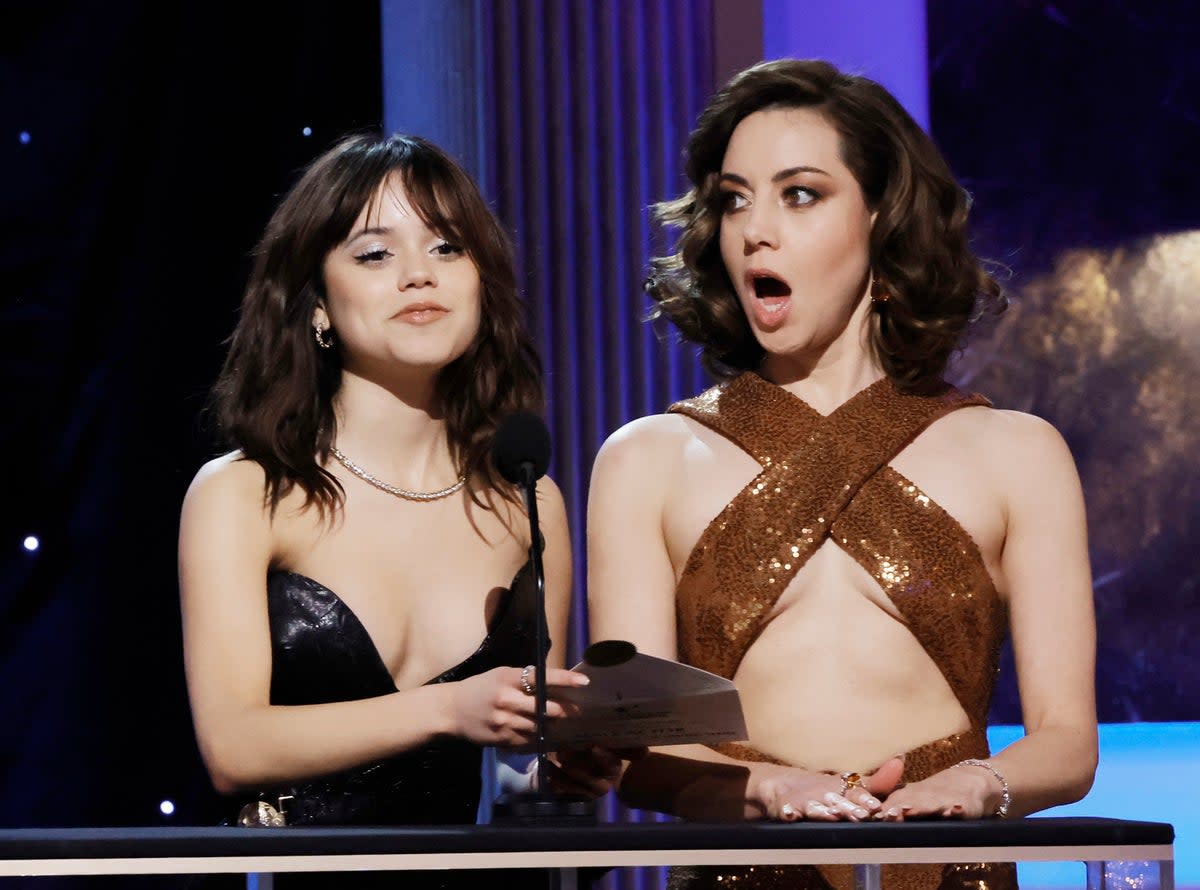 Actress Aubrey Plaza’s angry reaction after winning at the 2023 SAG Awards has gone viral  (Getty Images)