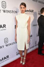 Taylor Hill might be a Victoria’s Secret model, but she was all covered up in a classy Ralph Lauren dress. The white dress with mock neck and belt was vamped up with a dark lip and her hair slicked into side part and pulled into a ponytail.