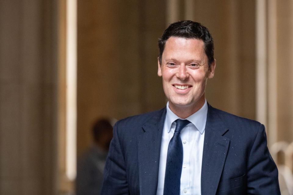 London, UK. 22nd May, 2024. Alex Chalk, Lord Chancellor and Secretary of State for Justice, arrives at a cabinet meeting at 10 Downing Street London. Credit: Ian Davidson/Alamy Live News