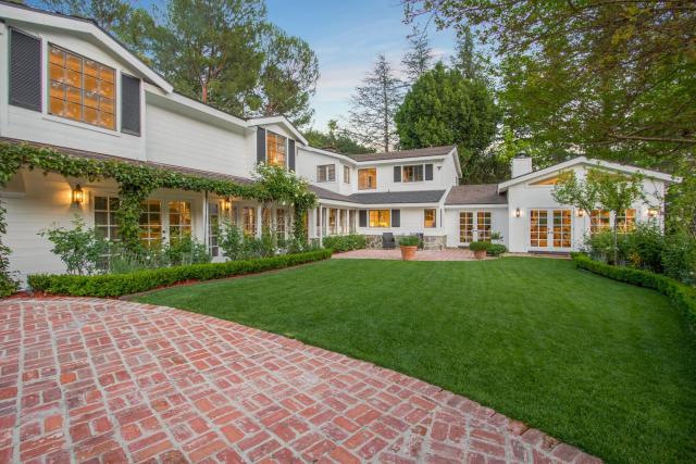 Inside Kate Upton's $11.7 million home, with photos