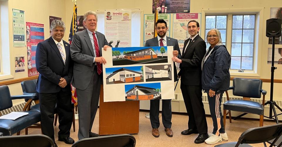 Rep. Frank Pallone, Jr. highlighted the upcoming renovations and expansion to the Dr. William Toth Health Center in Edison.