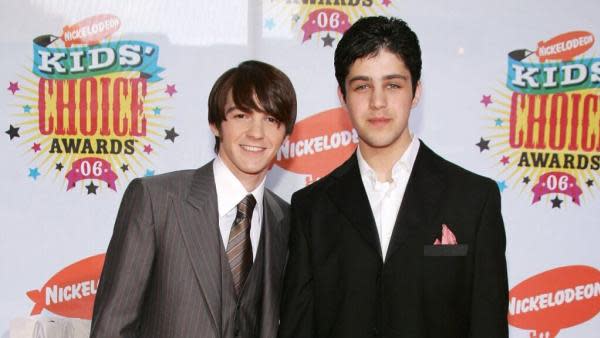 Drake Bell y Josh Peck en los Kids Choice Awards 2006 (Fuente: Getty)