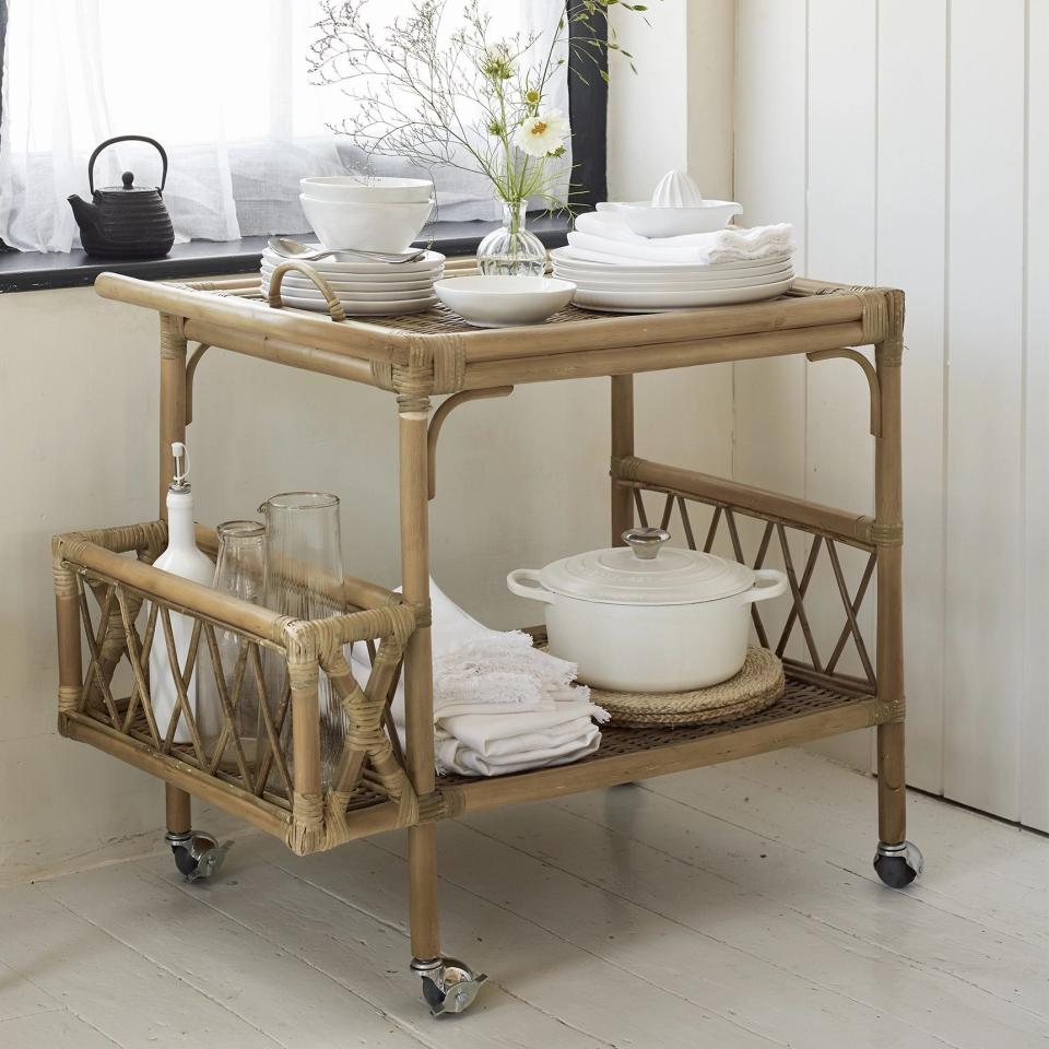 Moreton Kubu rattan trolley