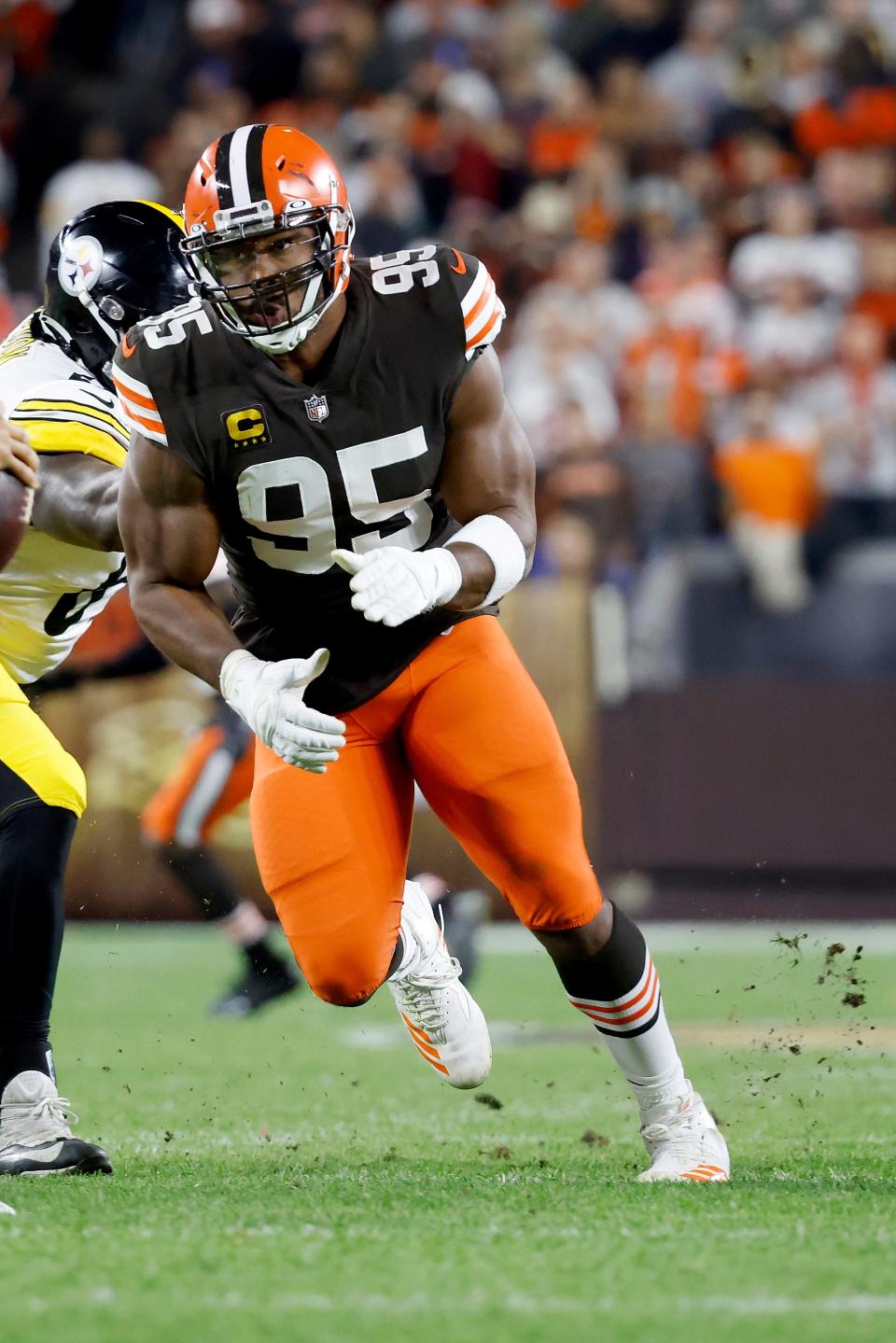 Browns defensive end Myles Garrett runs off of the line of scrimmage against the Steelers, Thursday, Sept. 22, 2022, in Cleveland.