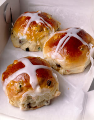 Hot cross buns