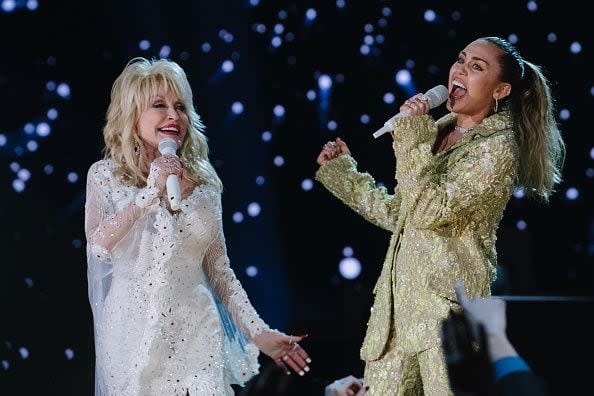 Dolly Parton and Miley Cyrus perform onstage at the 61st annual GRAMMY Awards at Staples Center on February 10, 2019 in Los Angeles, California. (Photo by Emma McIntyre/Getty Images for The Recording Academy)