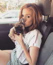 <p>How adorable is this?! The actress joked that she and her canine companion were, “<a rel="nofollow noopener" href="https://www.instagram.com/p/BWyjwfig5yn/?taken-by=islafisher" target="_blank" data-ylk="slk:Two brilliant minds;elm:context_link;itc:0;sec:content-canvas" class="link ">Two brilliant minds</a> discussing the future of AI.” (Photo: Isla Fisher via Instagram) </p>