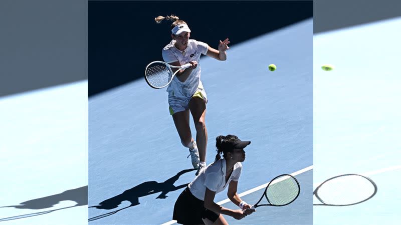 謝淑薇、梅丹斯（Elise Mertens）。（資料圖／翻攝自#AusOpen X）