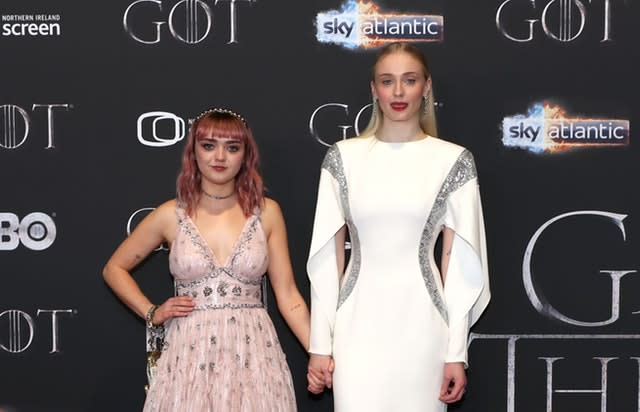 Maisie Williams (left) and Sophie Turner 