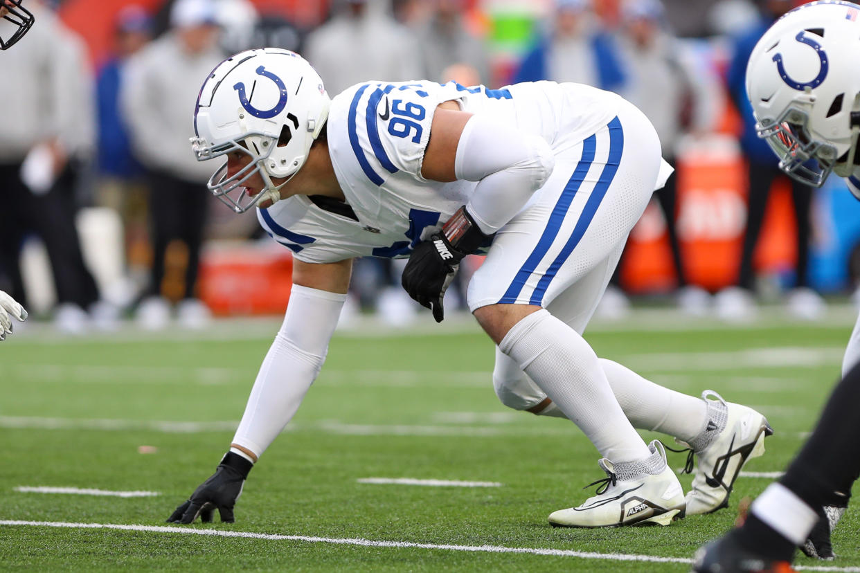 CINCINNATI, OH - DECEMBER 10: Indianapolis Colts defensive tackle Taven Bryan (96) in action during the game against the Indianapolis Colts and the Cincinnati Bengals on December 10, 2023, at Paycor Stadium in Cincinnati, OH. (Photo by Ian Johnson/Icon Sportswire via Getty Images)