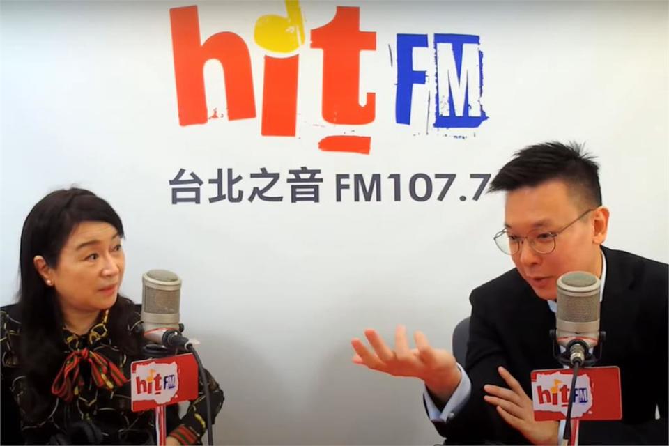 林飛帆（右）上午接受Hit Fm聯播網「周玉蔻嗆新聞」專訪。（圖／擷取自hitfm YouTube頻道）