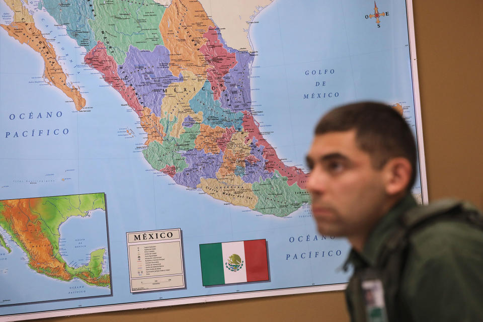 <p>A new Border Patrol agent attends a Spanish class at the U.S. Border Patrol Academy on August 2, 2017 in Artesia, N.M. (Photo: John Moore/Getty Images) </p>