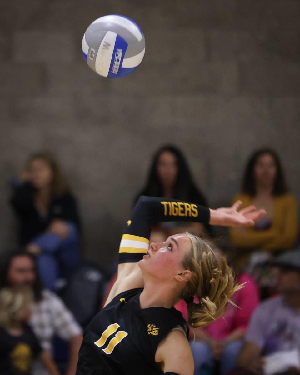 Tea Aebischer hits for the Tigers. Cowitz Gymnasium at Mission Prep was full and loud as the San Luis Obispo Tigers girls volleyball team beat the Royals 3-0 Sept. 26, 2023.