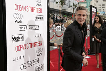 George Clooney at the Los Angeles premiere of Warner Bros. Pictures' Ocean's Thirteen